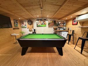 Photo 5- click for photo gallery